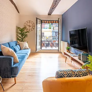  Apartment Patagonia Downtown & By Beauty