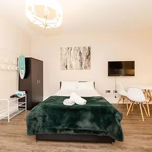 Flash Sale Centre Bn145wes05 Apartment Brighton
